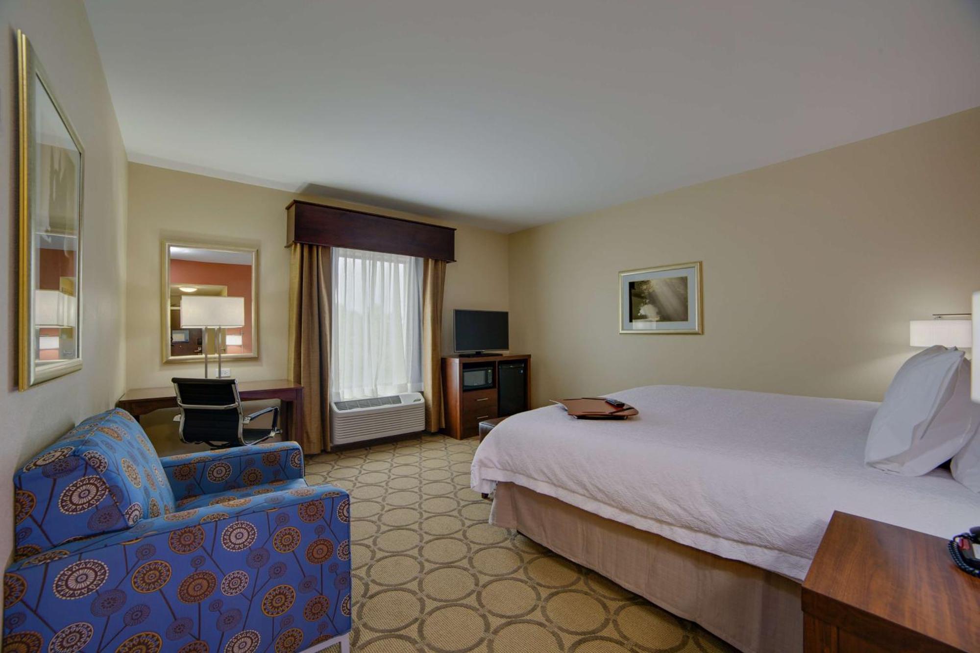 Hampton Inn&Suites Philadelphia/Bensalem Bagian luar foto