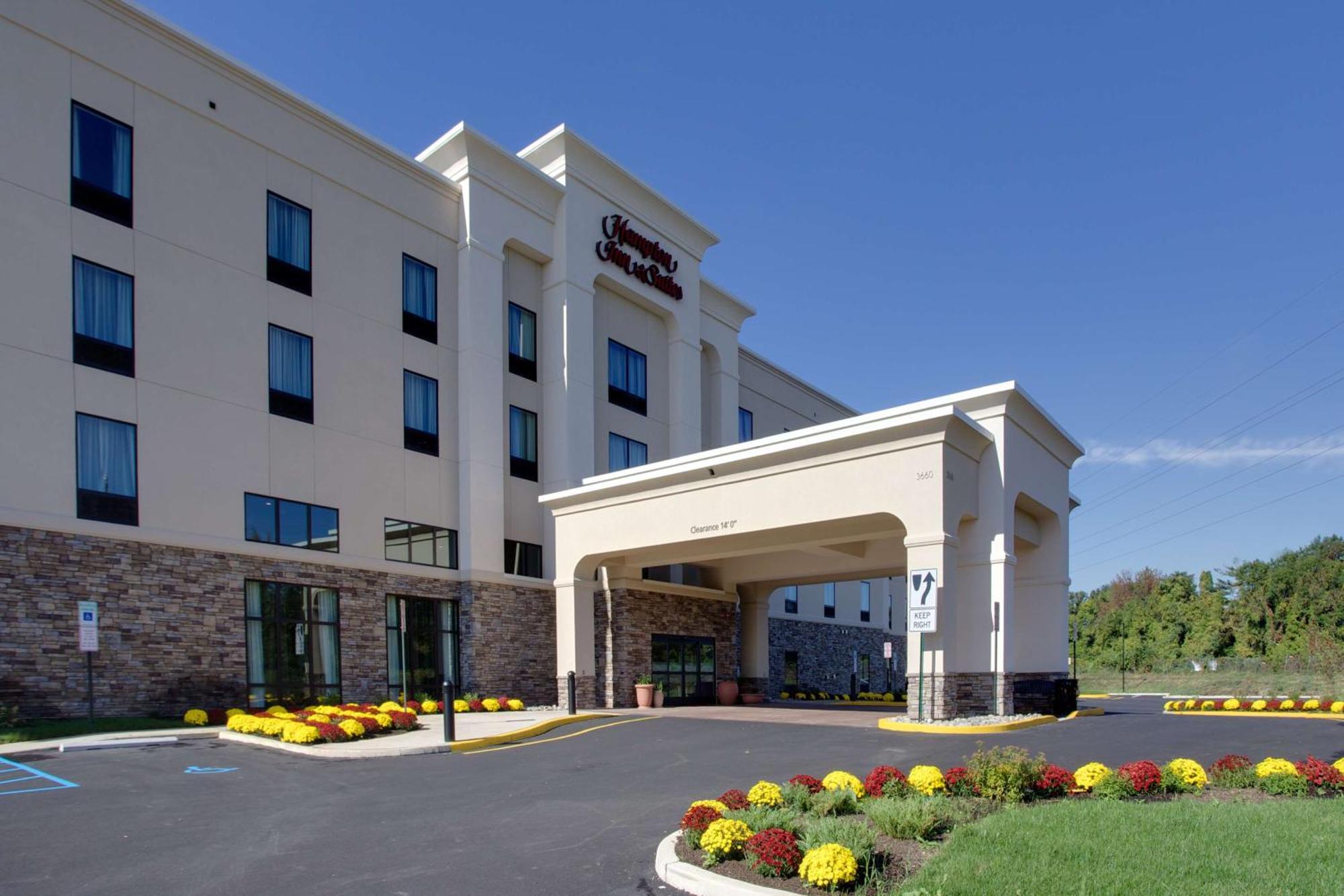 Hampton Inn&Suites Philadelphia/Bensalem Bagian luar foto